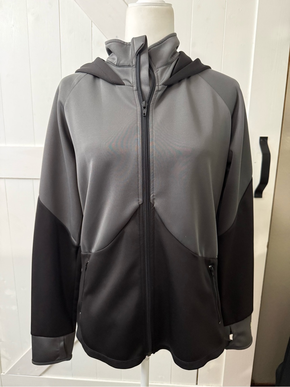 Kaiva Two-Tone Gray Black Zip-Up Hoodie XL